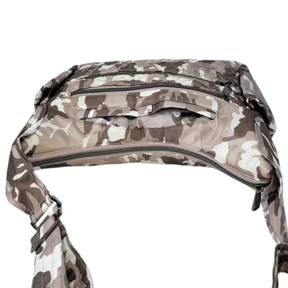 Lug Camper SE‎ Crossbody Bag Camo Taupe Special Edition RFID Purse Organizer - Picture 8 of 16